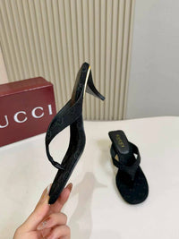 Vittoria Thong Sandals
