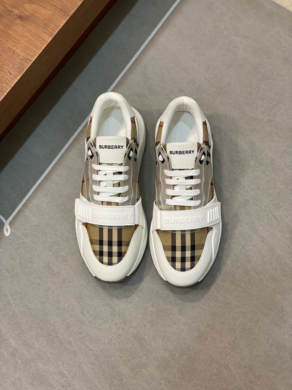 Vintage Check Runner Sneakers