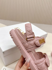 Dioract Sandals