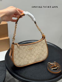 Teri Shoulder Bag