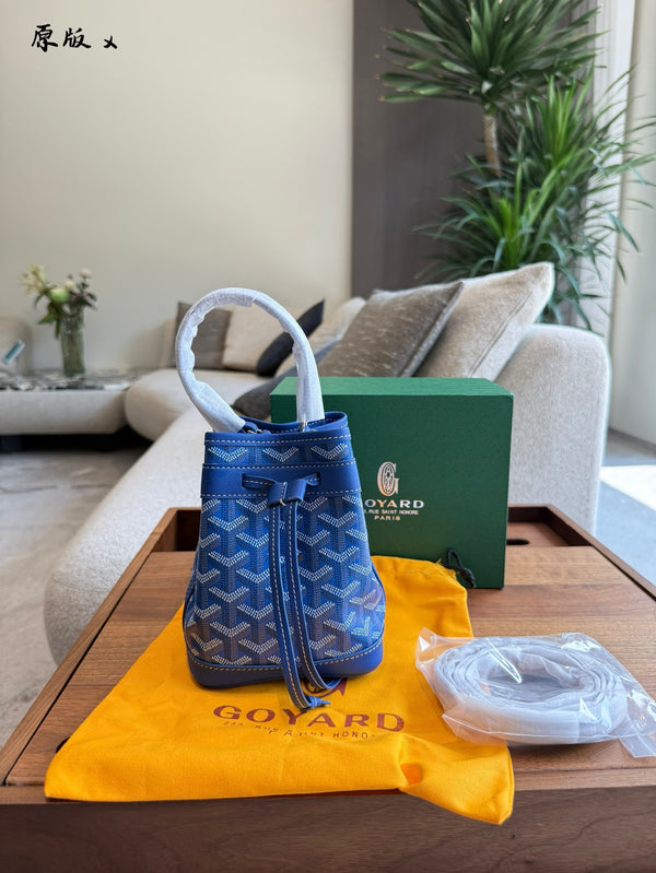 Petit Flot Mini Bucket Bag