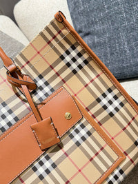 Freya Tote