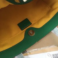 Supreme Tote