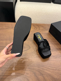 26S Platform Sandals