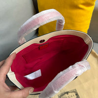 Supreme Tote