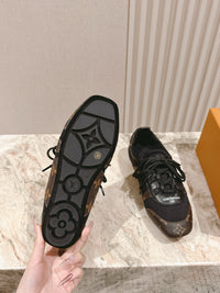 Sneakerina Sneakers