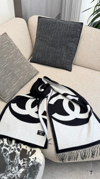 Logo Scarf
