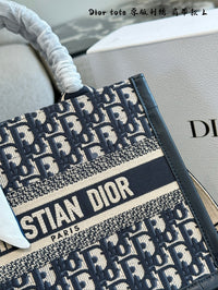 Book Tote