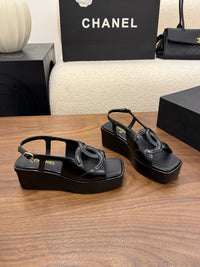 26S Platform Sandals