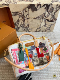 Cruise 2027 Collection Bag