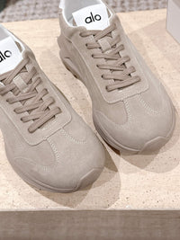 Low Top Sneakers