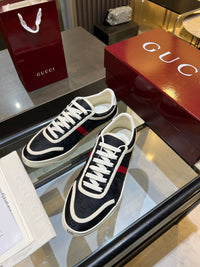Stretch Low Top Trainers