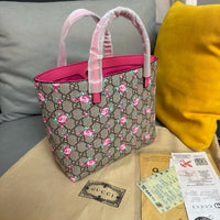 Supreme Tote