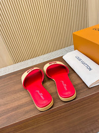 Capri Flat Mules