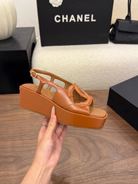 26S Platform Sandals