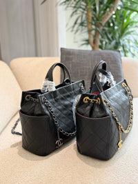 Pocket Tote Bag