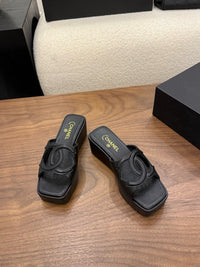 26S Platform Sandals