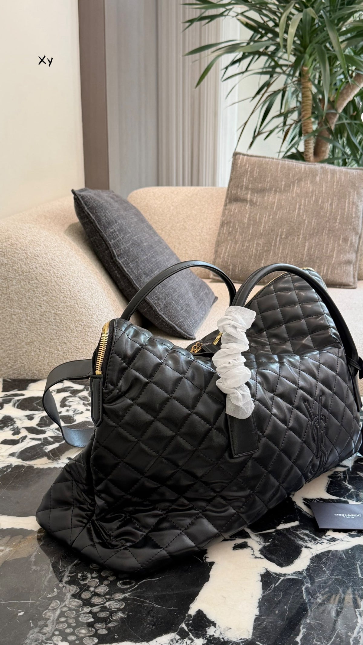ES Giant Quilted Travel Bag