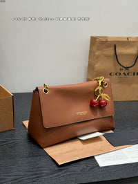 Chelsea Shoulder Bag 30