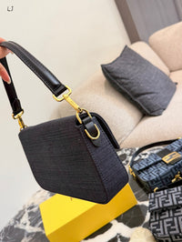 Baguette Bag