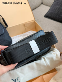 Getaway Messenger Bag