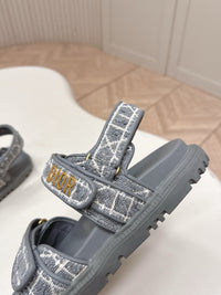 Dioract Sandals