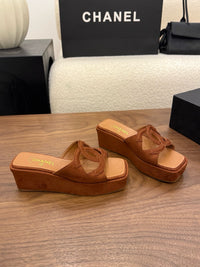 26S Platform Sandals