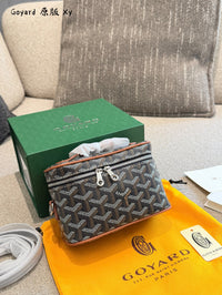 Muse Mini Vanity Case