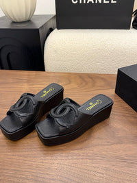 26S Platform Sandals