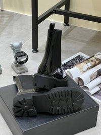 Chelsea Boots