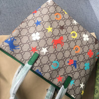 Supreme Tote