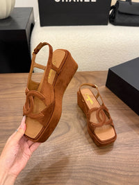 26S Platform Sandals
