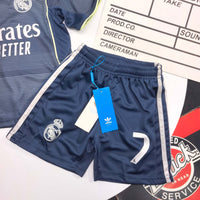 Real Madrid Vinícius Júnior No.7 Football Kit
