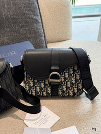 Heritage Messenger Bag