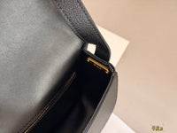 Médaillon Flap Bag