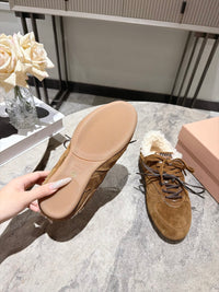 Gymnasium Suede Sneakers