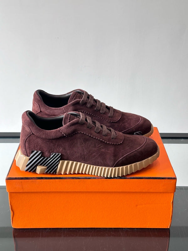 Bouncing Sneakers