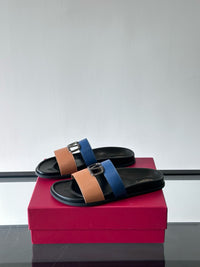 Garavani VLogo Calf Leather Slides