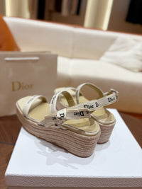 J'Adio Wedge Slides