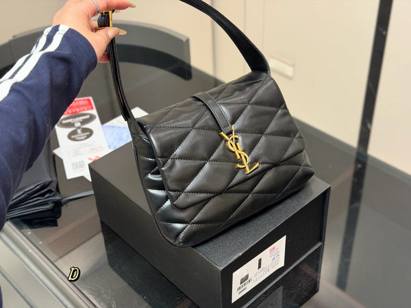 Le 57 Shoulder Bag