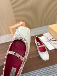Garavani Mary Jane Rockstud Ballerinas