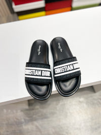 Dway Slides