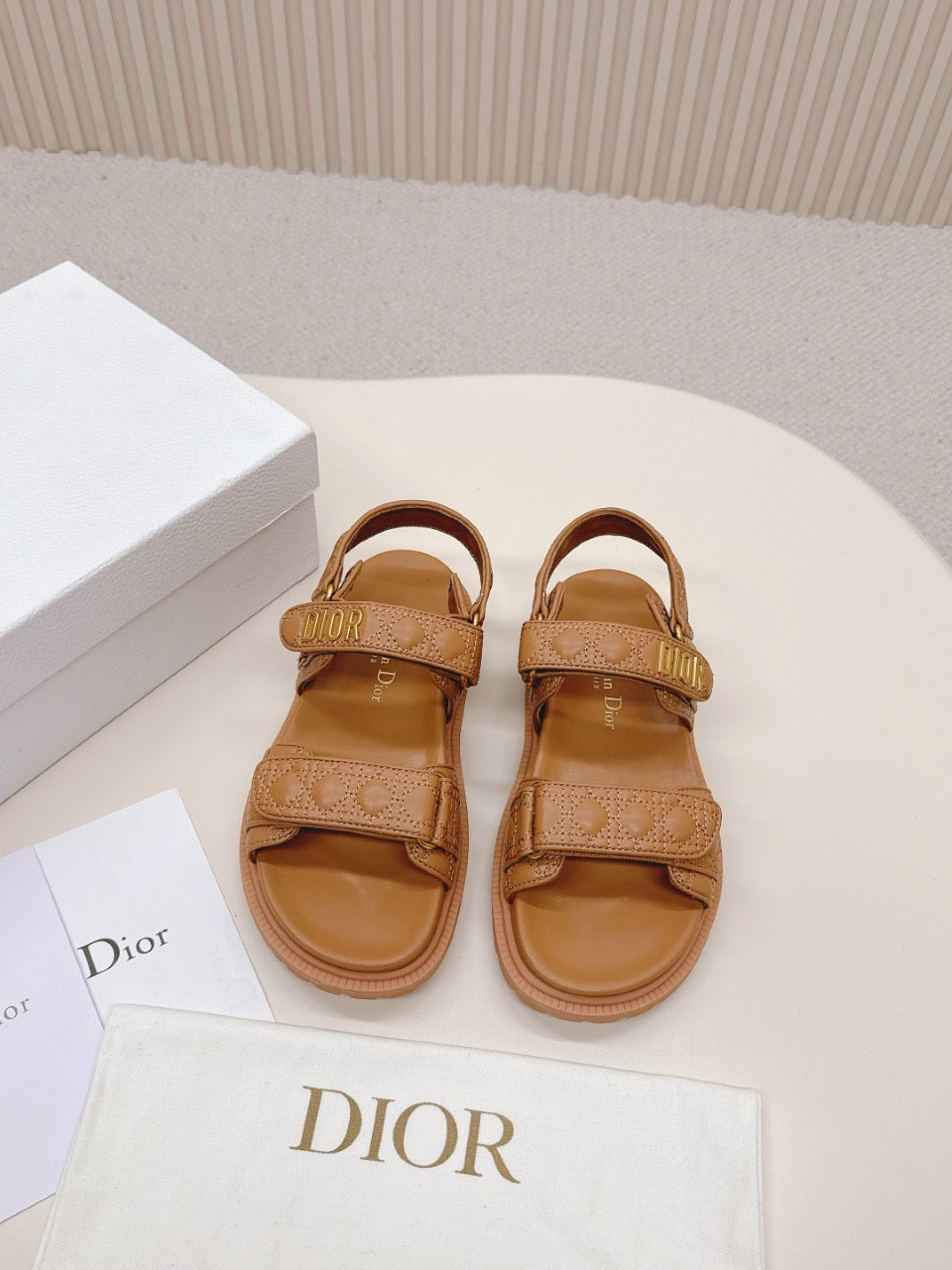 Dioract Sandals