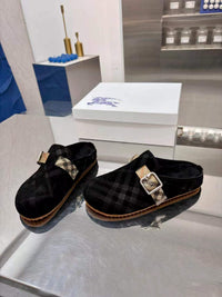 Urchin Clogs