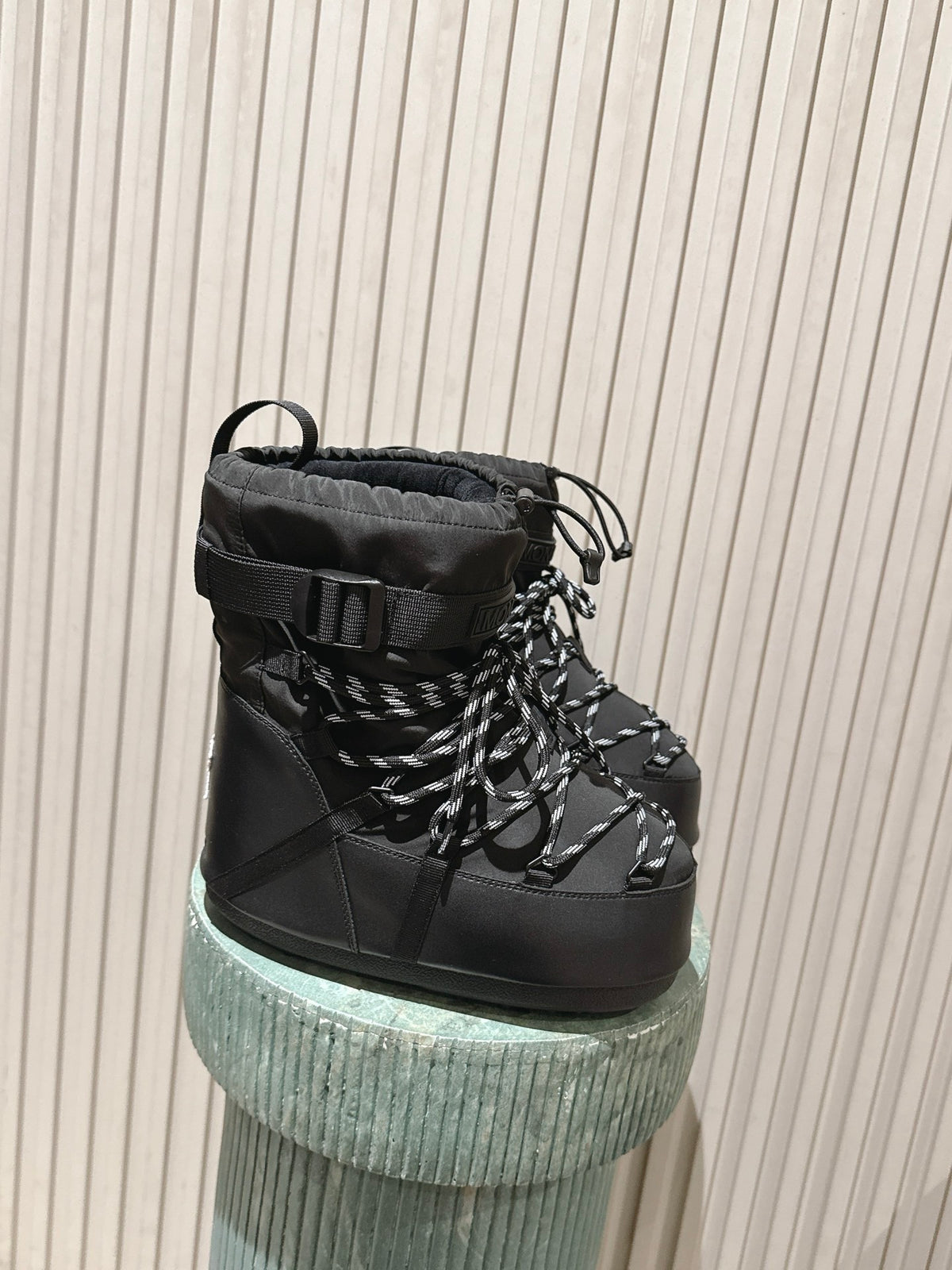 Grenoble Moon Boot Icon Low Gaiter Padded Shell Snow Boots