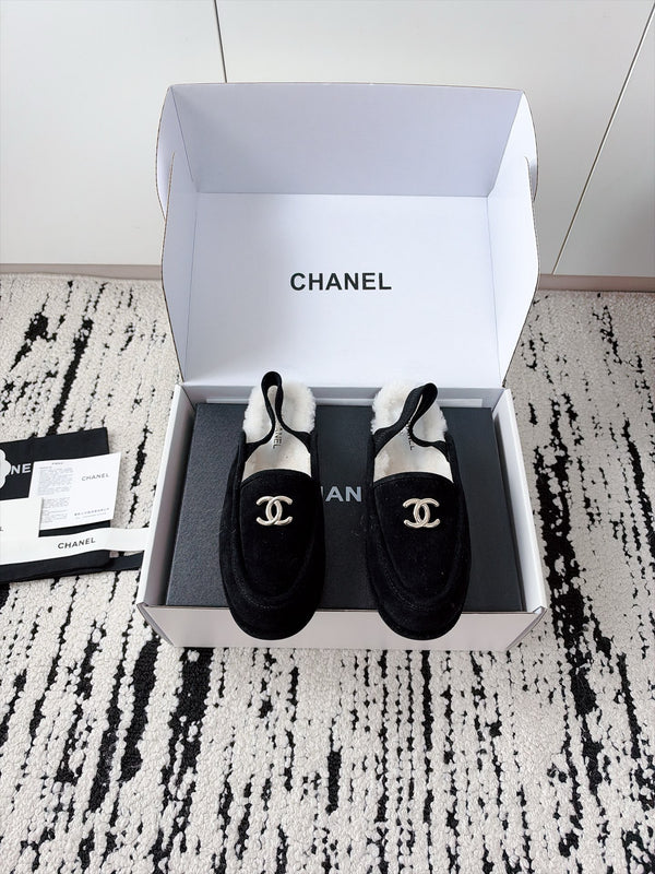 26S Shearling Loafers