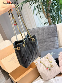 Jade Quilted Drawstring Bucket Bag