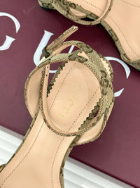 Donna Wedge Sandals