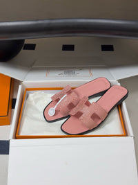 Oasis Sandals