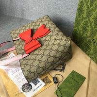 Supreme Tote
